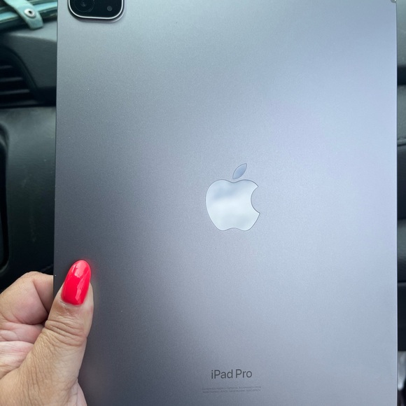 iPad Pro 11 inch fourth generation WiFi cellular 250GB space gray - Picture 3 of 9